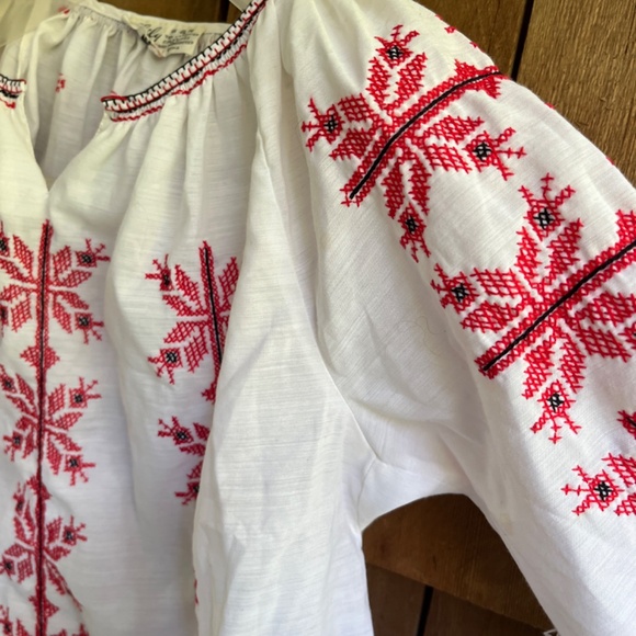 Vintage Lily Shirt Womens  Hand Embroidered Cross Stitch Tyrol Ukrainian L - Picture 7 of 16